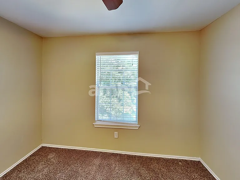 149 Ashwood — Photo 18