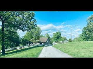 100 Mayer Hill Rd, Mountain View, AR 72560