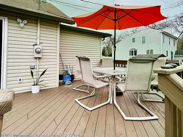 1032 2nd Ave — Photo 14