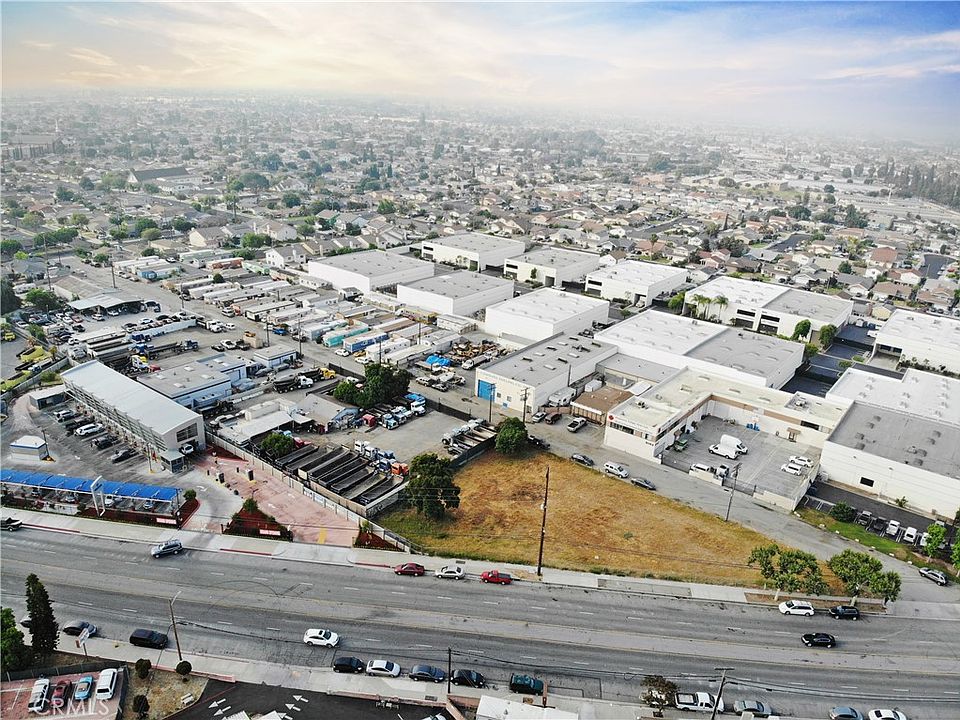 1st image of 9142 Rosecrans Ave #20