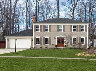 16904 Falmouth Dr, Strongsville, OH