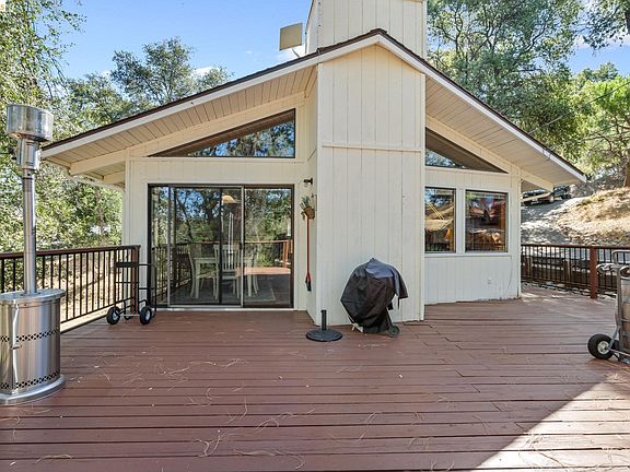 3rd image of 12912 Green Valley Cir