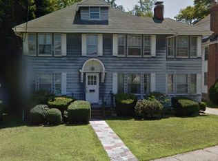 10 Hammondswood Rd #10, Chestnut Hill, MA 02467