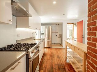 2925 Martin Luther King Jr Way, Oakland, CA 94609
