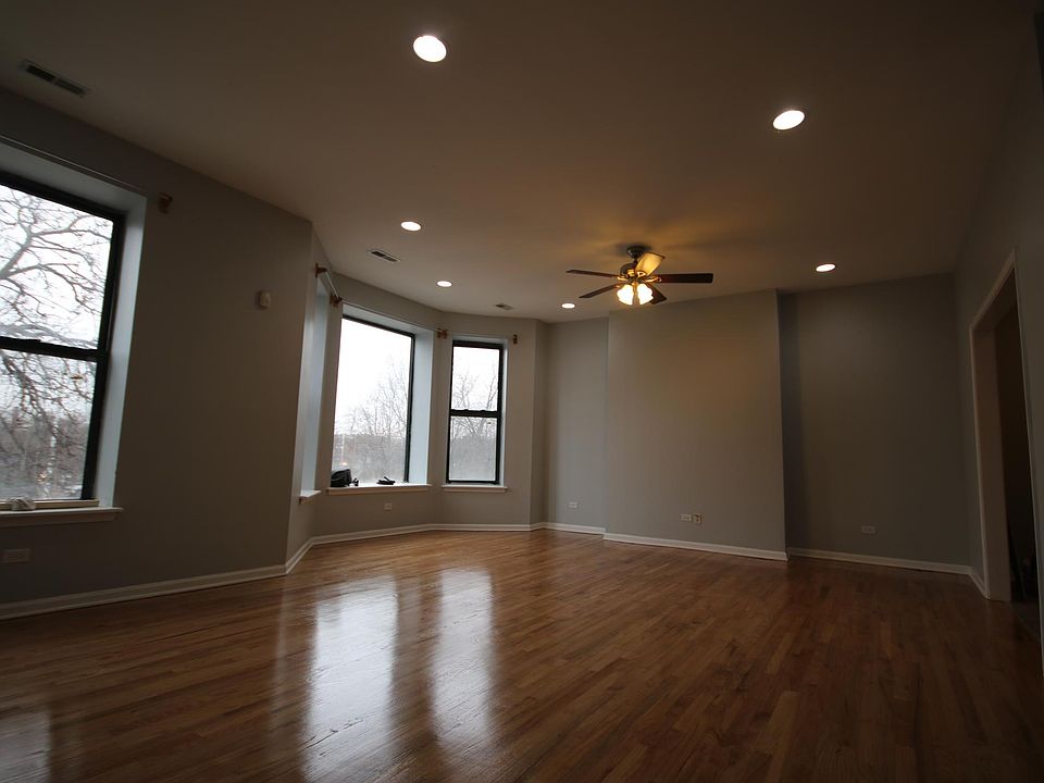1st image of 3242 W Douglas Blvd #2