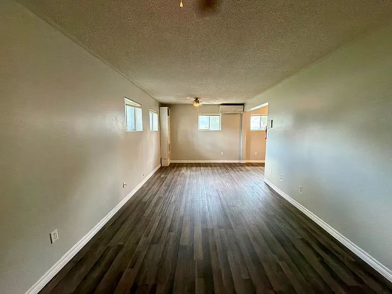 338 Saint Vincent St #LOWER — Photo 9