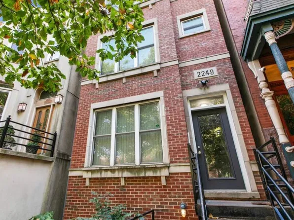 2249 W Monroe St APT 2, Chicago, IL 60612