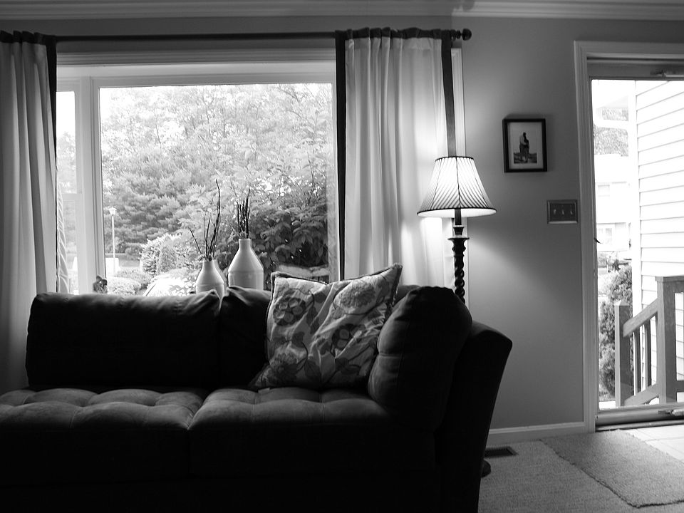 Living Room facing front