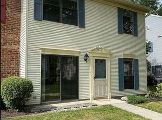 65 Drewes Ct, Lawrence Township, NJ 08648