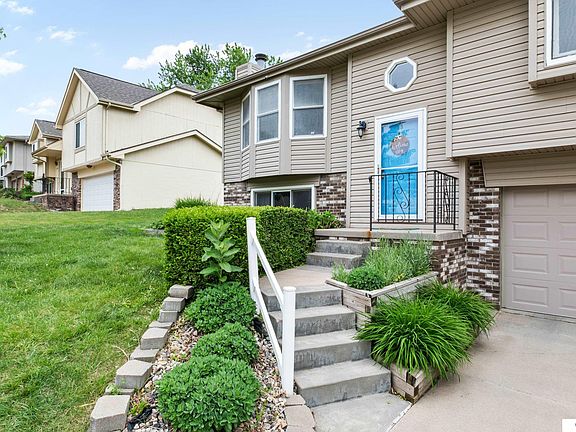 3rd image of 2302 Corn Dr