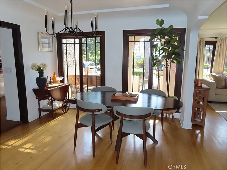2421 French St — Photo 5