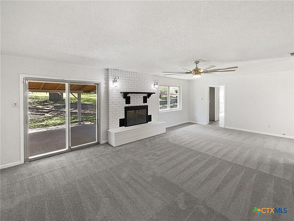 3rd image of 2123 Taylor Ave