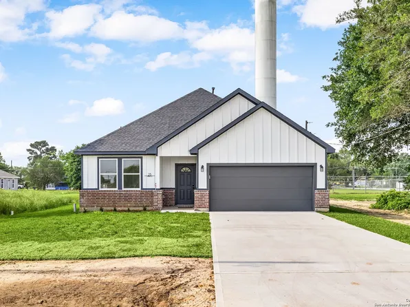 25 main, Hempstead, TX 77445