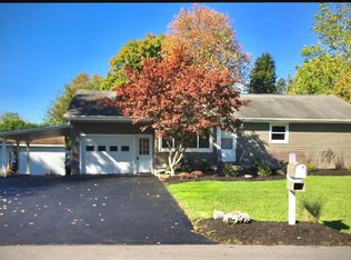 9 Sunset Dr #1, East Syracuse, NY 13057