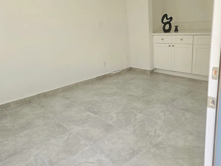 8553 Cedros Ave #1 — Photo 8