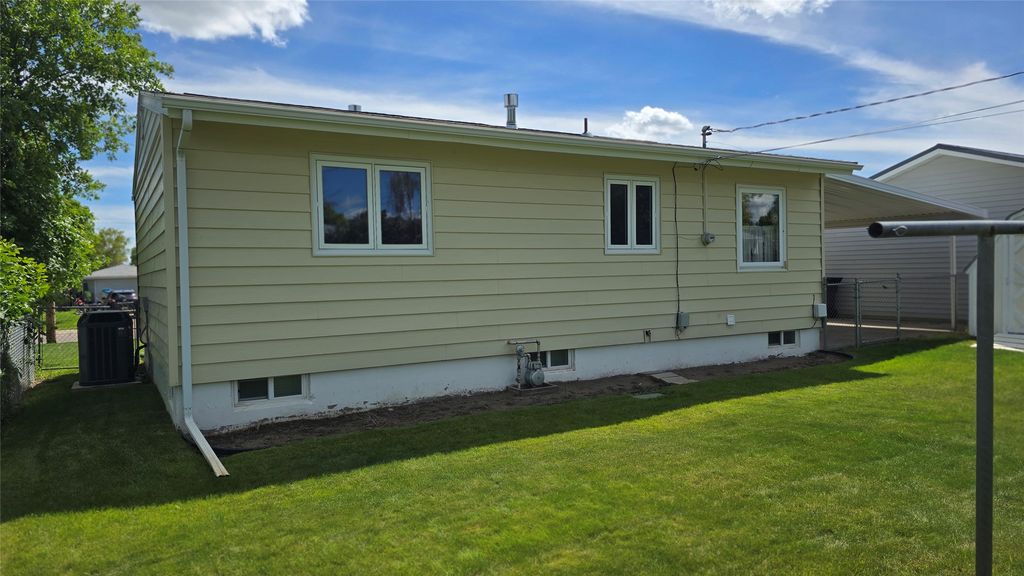 521 25th Ave NE, Great Falls, MT - View 4