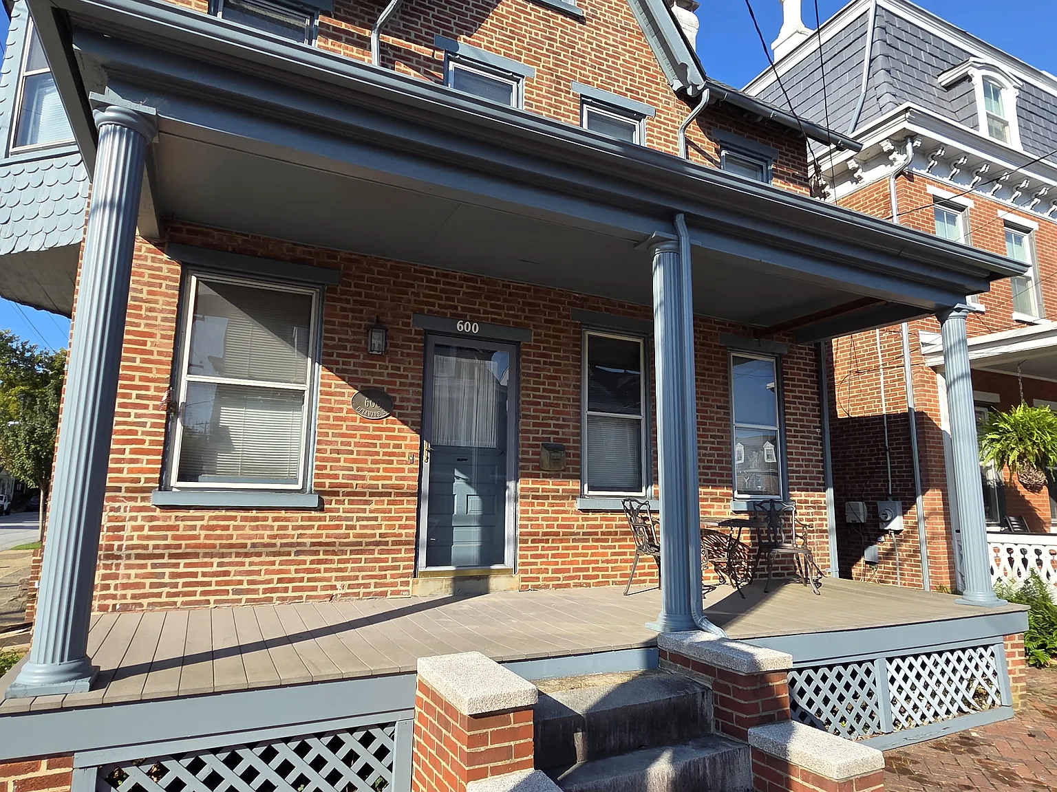 3 bed, 1.5 bath, 1000 sqft, $2,150 — Photo 4