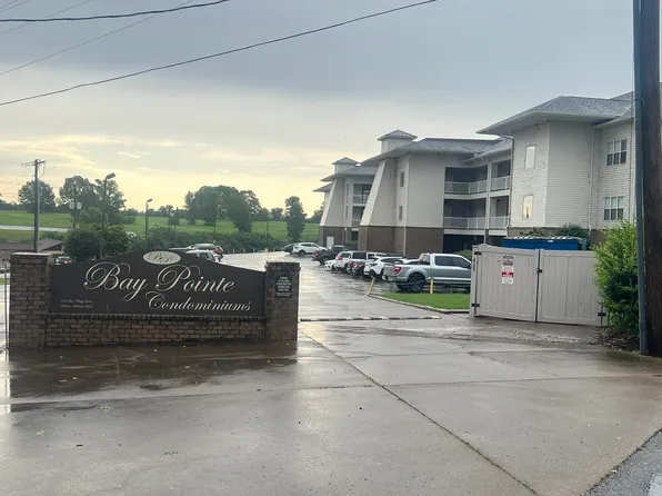 6122 Bay Village Dr APT 208, Athens, AL 35611