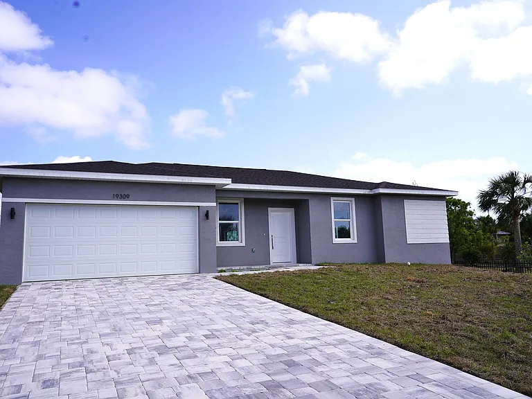 19309 Midway Blvd — Photo 2