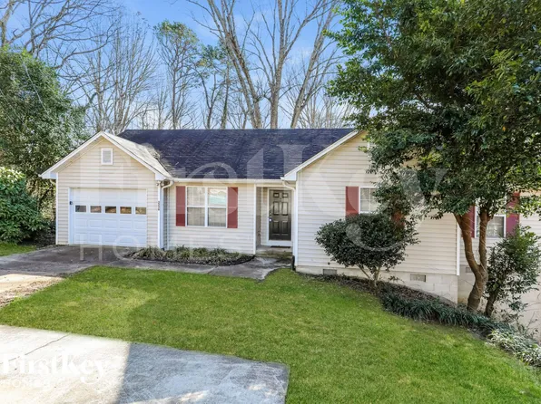 3240 Hilltop Cir, Gainesville, GA 30506