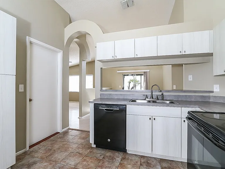 13414 Laraway Dr — Photo 5