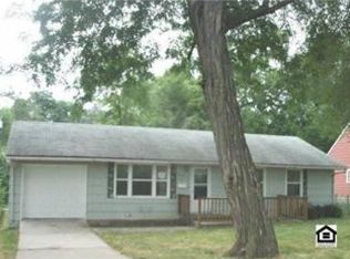 6621 Chestnut Ave, Kansas City, MO 64132