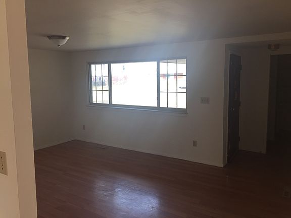 4th image of 3715 Caracas Dr