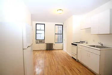 Rented by FirstService Realty (legacy)