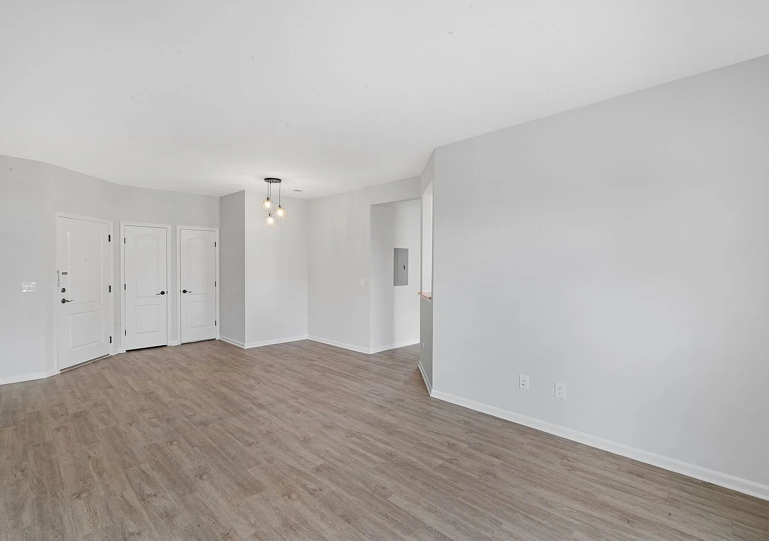 BELLCLAIRE, LLC — Photo 2