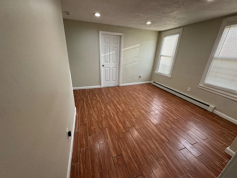 725 Bergen St #1F — Photo 5