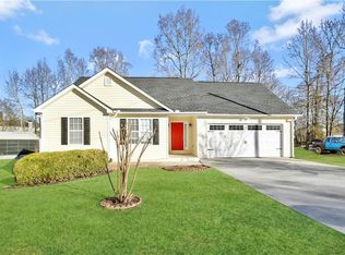 217 Hunt Club Cir, Temple, GA 30179