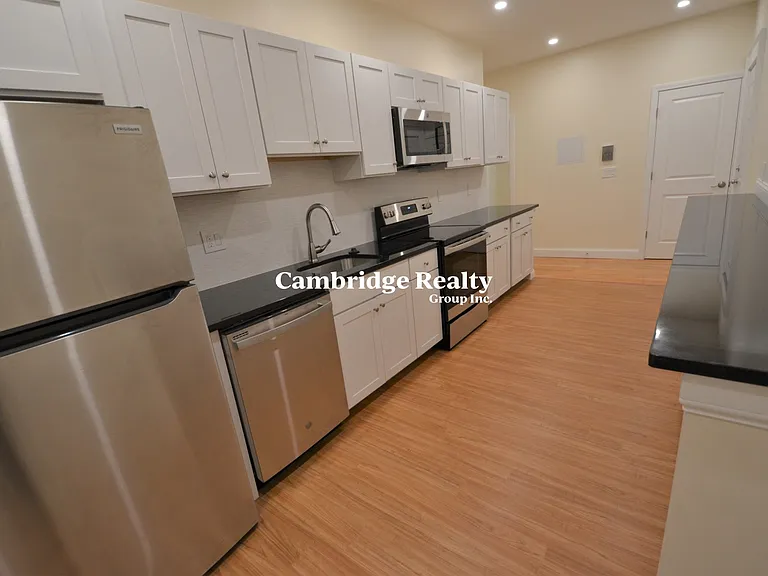 35 Brookline St #2T — Photo 2