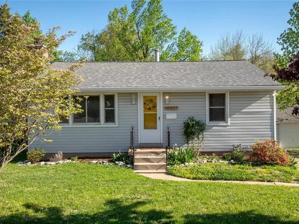 10557 Litz Ave, Saint Ann, MO 63074