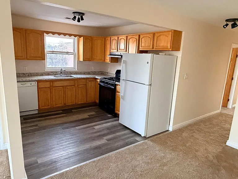606 Fulton St #2 — Photo 6
