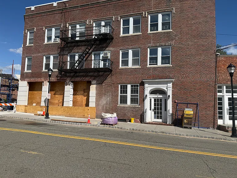 4 Provost Sq #6 — Photo 16
