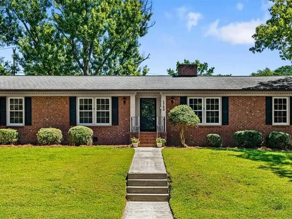 1700 Gracewood Dr, Greensboro, NC 27408