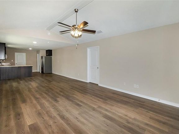 3rd image of 369 Coventry Way