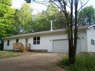 13623 165th Ave, Leroy, MI 49655