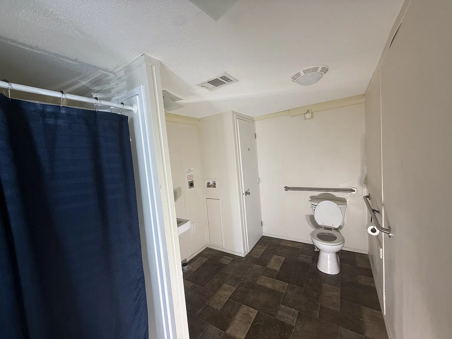 2307 Ahloso Road - 1 — Photo 4
