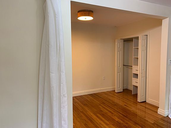 5th image of 395 Broadway APT L2e
