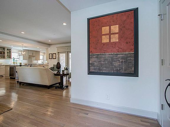 5th image of 5702 Burlinghall Dr