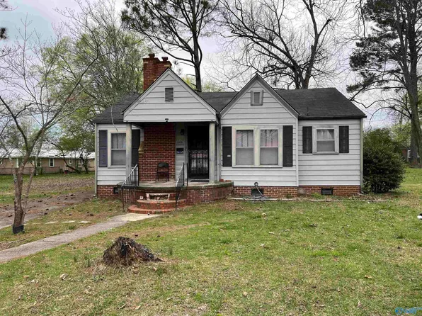 606 Blythe St, Gadsden, AL 35903