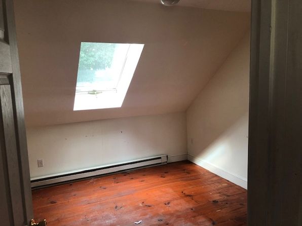 78 Carleton St #3