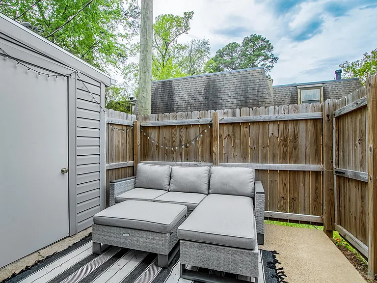 4 Serendipity Ln — Photo 17