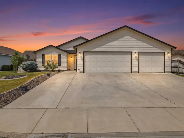 5703 Fillmore Dr, Pasco, WA 99301