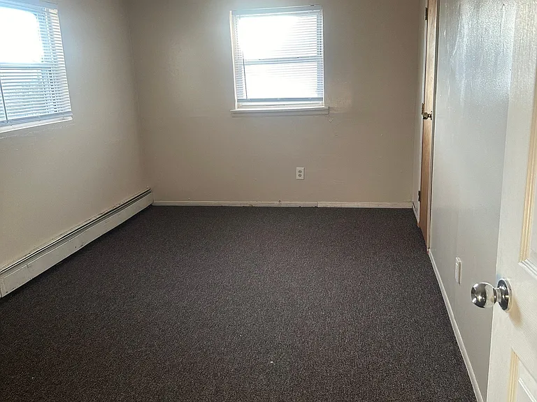 15 Essen Dr — Photo 4