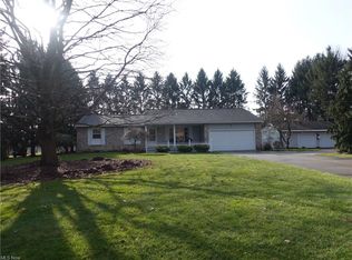 1920 W Nimisila Rd, Clinton, OH 44216