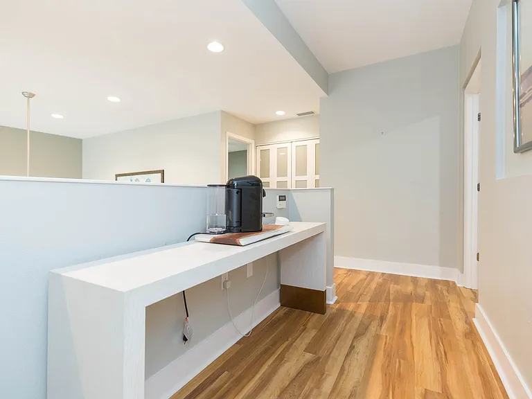 2020 W Dekle Ave #C — Photo 52