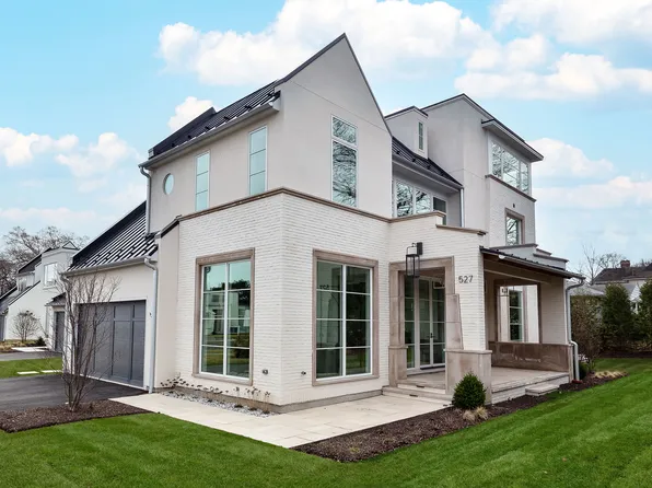 527 Kensington Ct, Hinsdale, IL 60521