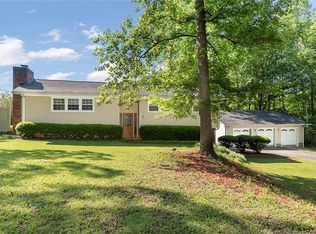 300 Rockingham Rd, Seneca, SC 29672
